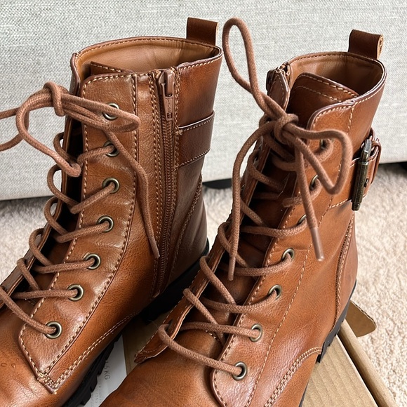 SO Brown Combat Boots - Picture 3 of 9